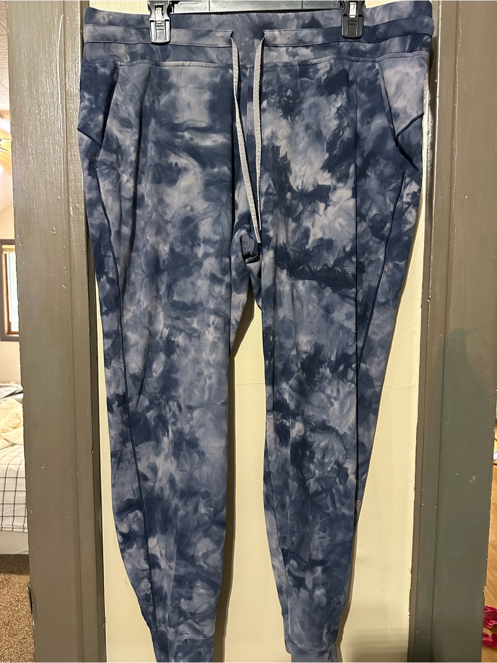 lululemon athletica Navy and Light Blue Tie-Dye Joggers
